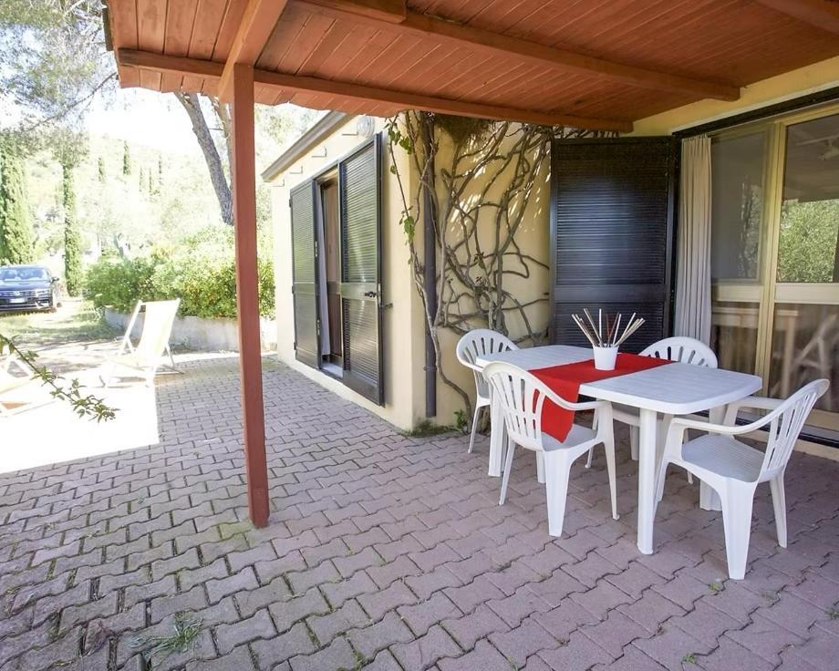 Villa Conti Residence Lacona Exterior photo