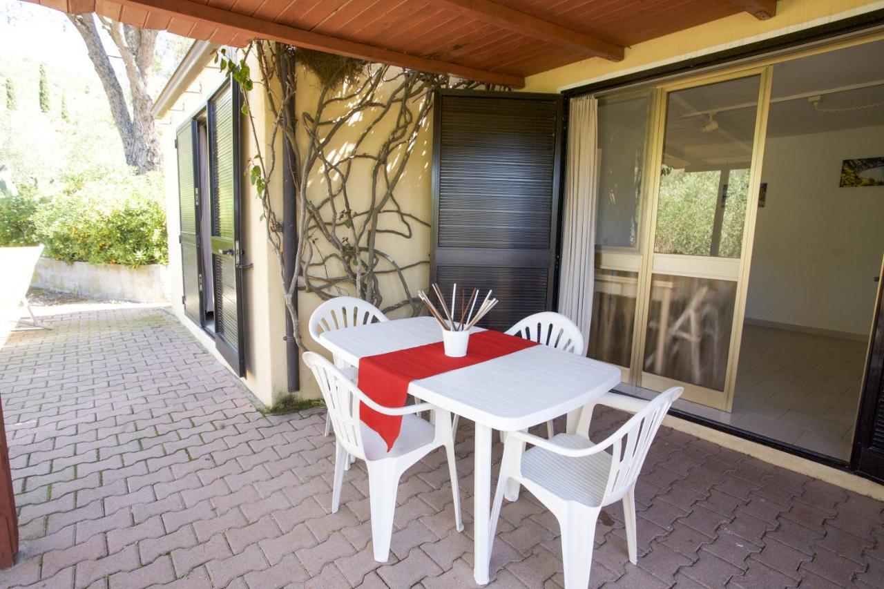 Villa Conti Residence Lacona Room photo